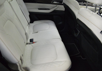 Подержанный автомобиль Exeed VX 2022 года (11 фото)