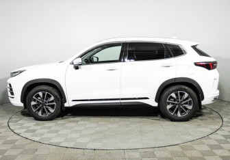 Подержанный автомобиль Exeed LX 2023 года (8 фото)