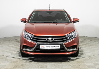 Подержанный автомобиль LADA (ВАЗ) Vesta Sedan 2018 года (2 фото)