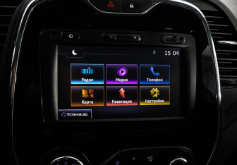 Подержанный автомобиль Renault Kaptur 2017 года (14 фото)