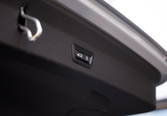 Подержанный автомобиль BMW X3 2018 года (32 фото)