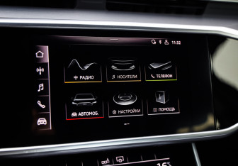 Подержанный автомобиль Audi A6 Sedan 2020 года (15 фото)