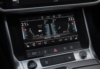 Подержанный автомобиль Audi A7 2021 года (23 фото)