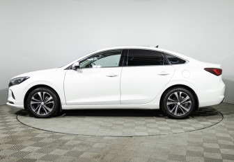 Подержанный автомобиль Changan Eado Plus 2023 года (8 фото)