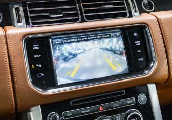 Подержанный автомобиль Land Rover Range Rover 2014 года (19 фото)