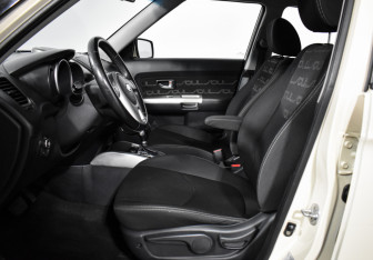 Подержанный автомобиль Kia Soul 2012 года (10 фото)