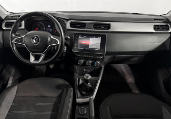Подержанный автомобиль Renault Arkana 2021 года (14 фото)