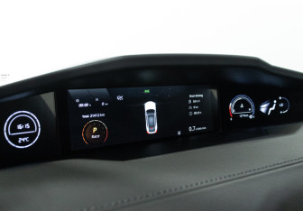 Подержанный автомобиль Changan UNI-V 2024 года (12 фото)