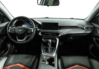 Подержанный автомобиль Kaiyi E5 2023 года (12 фото)