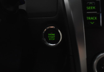 Подержанный автомобиль Toyota Camry Sedan 2012 года (16 фото)