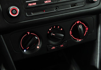 Подержанный автомобиль Volkswagen Polo Sedan 2019 года (15 фото)