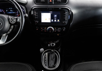 Подержанный автомобиль Kia Soul 2018 года (12 фото)