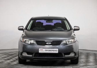 Подержанный автомобиль Kia Cerato Sedan 2013 года (2 фото)