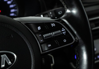 Подержанный автомобиль Kia Seltos 2021 года (21 фото)