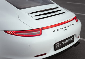 Подержанный автомобиль Porsche 911 Coupe 2013 года (20 фото)