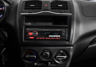 Подержанный автомобиль LADA (ВАЗ) Granta Sedan 2023 года (16 фото)