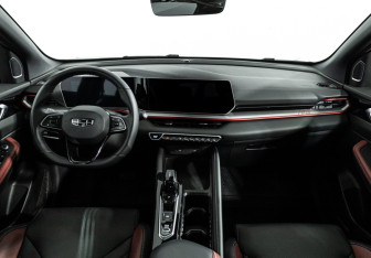 Подержанный автомобиль Geely Coolray 2024 года (13 фото)