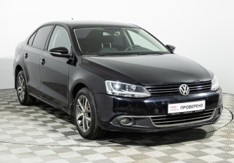 Подержанный автомобиль Volkswagen Jetta Sedan 2013 года (3 фото)