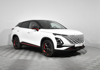 Подержанный автомобиль Omoda C5 2023 года (3 фото)