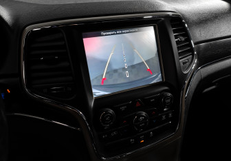 Подержанный автомобиль Jeep Grand Cherokee 2013 года (17 фото)