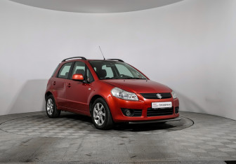 Подержанный автомобиль Suzuki SX4 Hatchback 2006 года (3 фото)