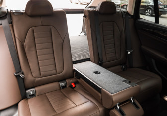 Подержанный автомобиль BMW X3 2020 года (31 фото)