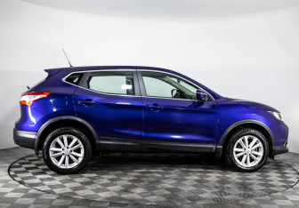 Подержанный автомобиль Nissan Qashqai 2016 года (4 фото)