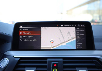 Подержанный автомобиль BMW X4 2021 года (17 фото)