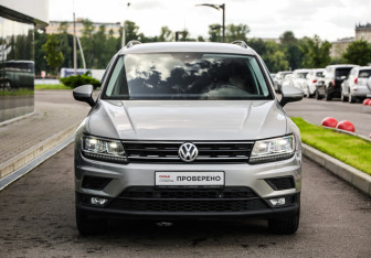 Подержанный автомобиль Volkswagen Tiguan 2019 года (4 фото)