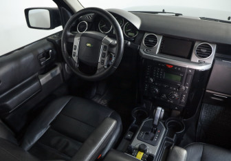 Подержанный автомобиль Land Rover Discovery 2008 года (8 фото)