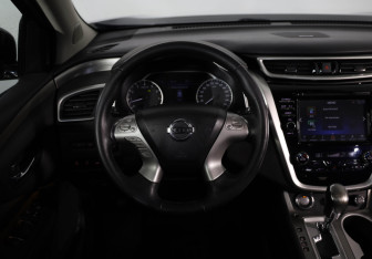 Подержанный автомобиль Nissan Murano Suv 2019 года (17 фото)