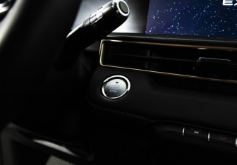 Подержанный автомобиль Exeed LX 2024 года (21 фото)