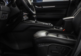Подержанный автомобиль Mazda CX-5 2021 года (26 фото)