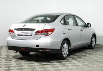 Подержанный автомобиль Nissan Almera Sedan 2013 года (5 фото)