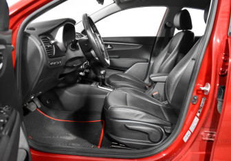 Подержанный автомобиль Kia Rio Sedan 2020 года (11 фото)