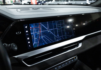 Подержанный автомобиль Geely Monjaro 2024 года (22 фото)