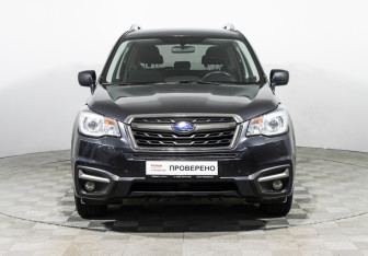 Подержанный автомобиль Subaru Forester Suv 2017 года (2 фото)