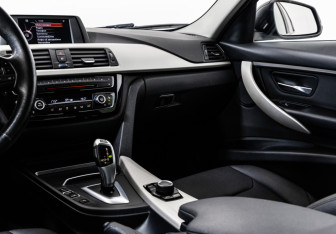 Подержанный автомобиль Kia Sorento 2019 года (17 фото)