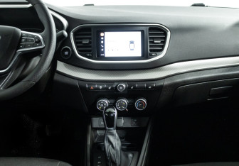 Подержанный автомобиль LADA (ВАЗ) Vesta Sedan 2024 года (14 фото)