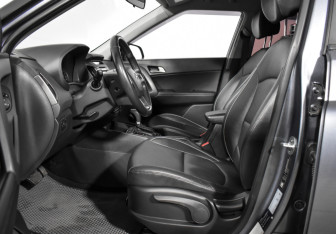 Подержанный автомобиль Hyundai Creta 2016 года (11 фото)