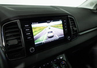 Подержанный автомобиль Skoda Karoq 2020 года (17 фото)