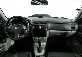 Подержанный автомобиль Subaru Forester Suv 2006 года (13 фото)