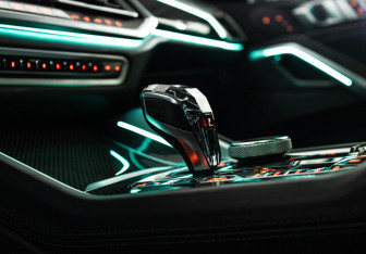 Подержанный автомобиль BMW X6 2020 года (31 фото)