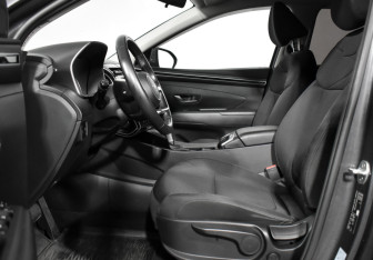 Подержанный автомобиль Hyundai Tucson 2021 года (11 фото)