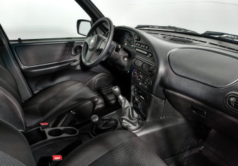 Подержанный автомобиль Chevrolet Niva 2020 года (13 фото)