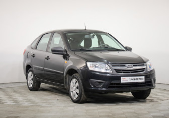 Подержанный автомобиль LADA (ВАЗ) Granta Liftback 2015 года (3 фото)