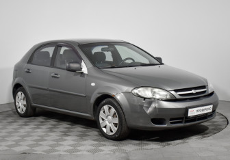 Подержанный автомобиль Chevrolet Lacetti Hatchback 2010 года (3 фото)