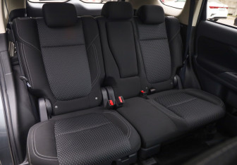 Подержанный автомобиль Mitsubishi Outlander 2021 года (28 фото)