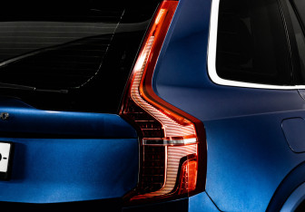 Подержанный автомобиль Volvo XC90 2016 года (11 фото)