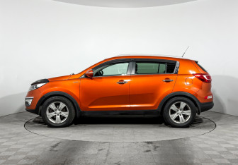 Подержанный автомобиль Kia Sportage 2011 года (8 фото)